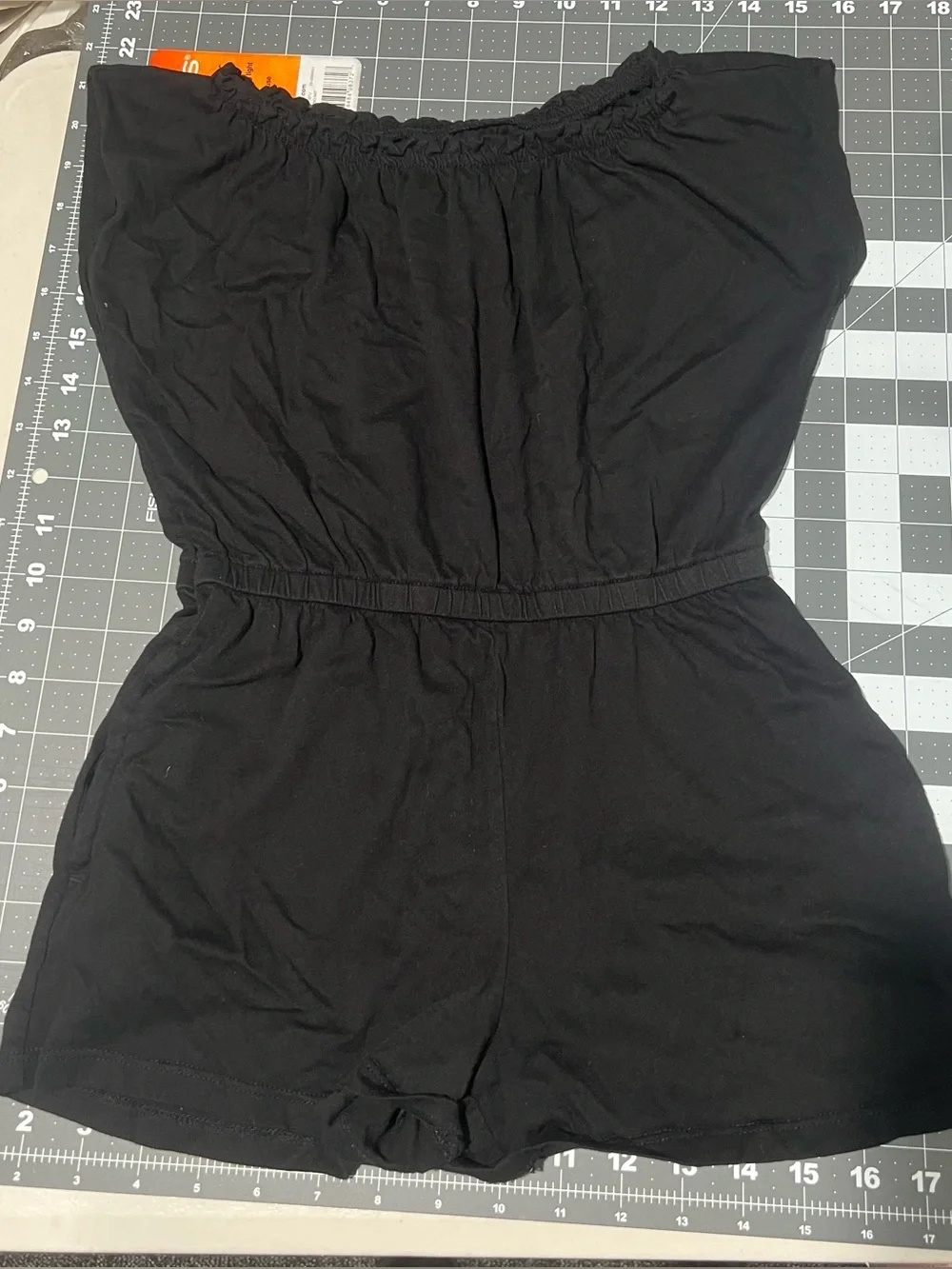 Black Girls' One-Piece Romper - Brand: Old Navy, size: M(8)